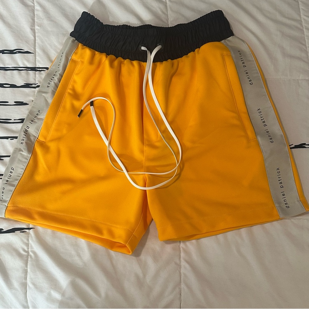Daniel Patrick Yellow Men's Shorts size oversized Xs fits like small